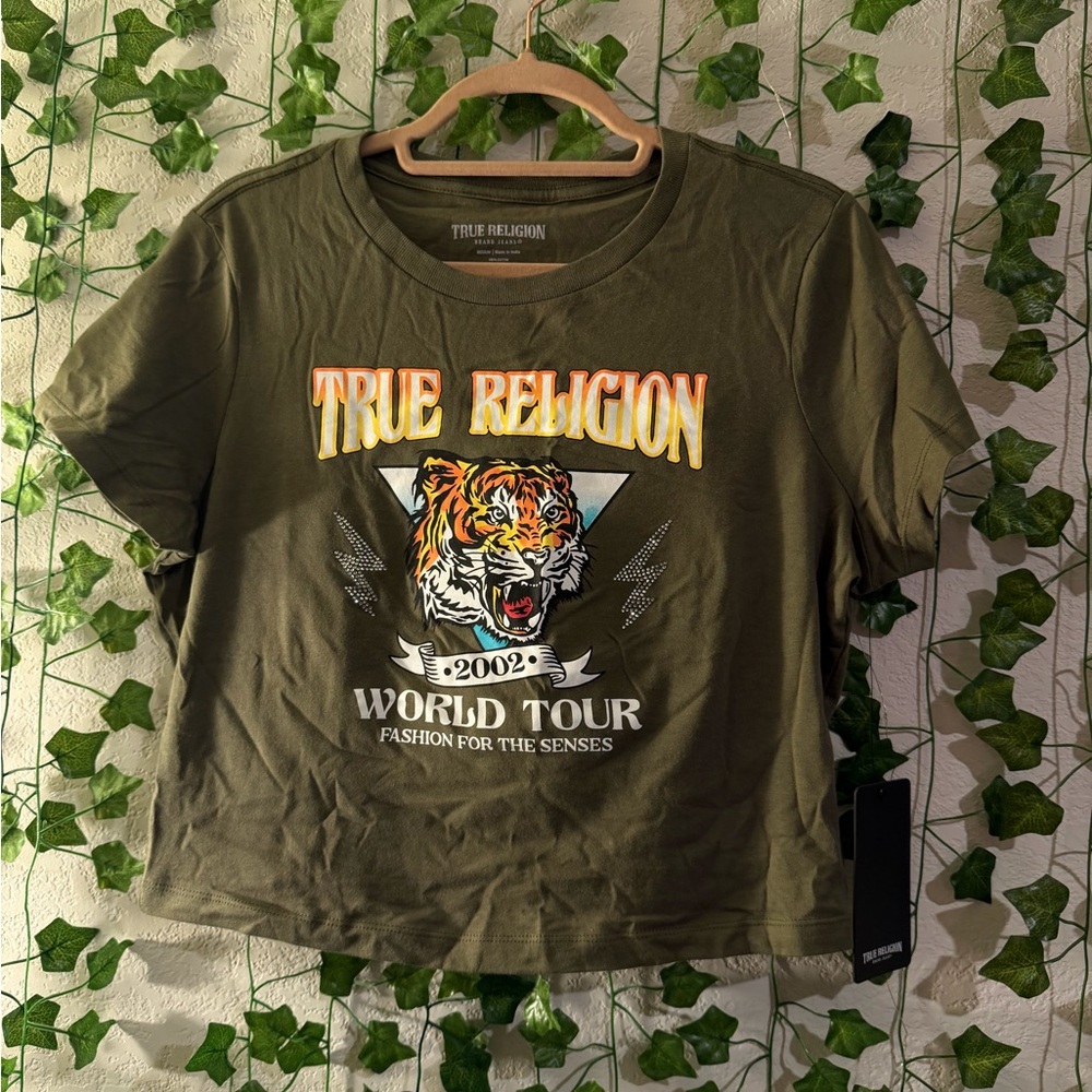 True Religion Olive Green Tiger Graphic Baby Tee CROPPED fitting